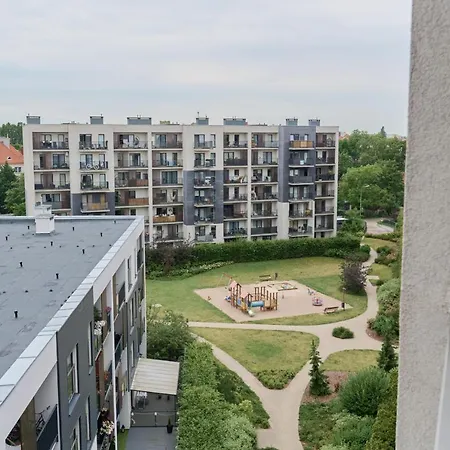 Jesionowa With Free Garage By Renters Apartment