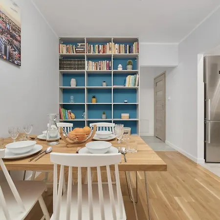 Jesionowa With Free Garage By Renters Apartment Wroclaw